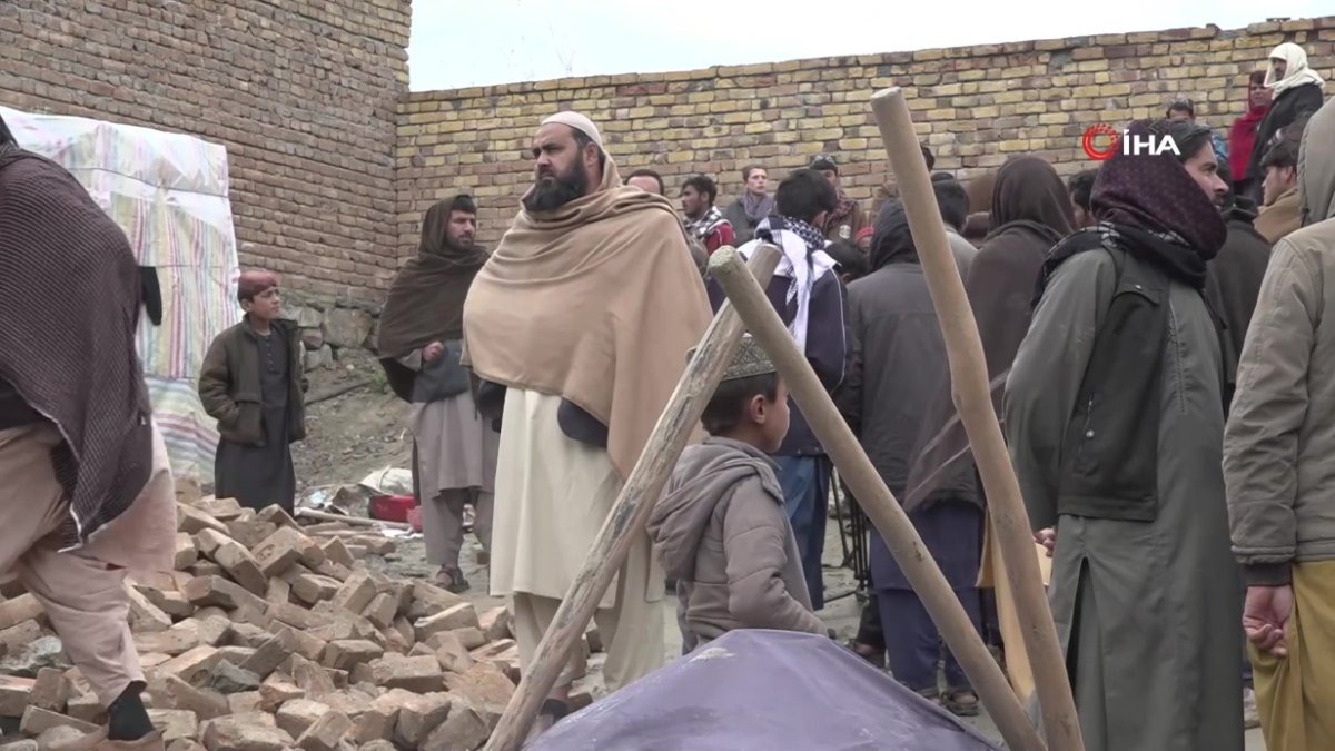 Afganistan’da 5,9 Büyüklüğünde Deprem: 8 Kişi Hayatını Kaybetti