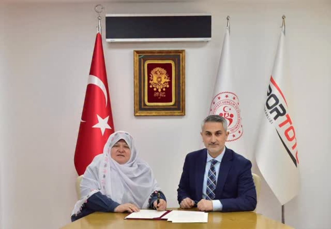 Eskişehir Mihalgazi’ye Modern Gençlik Merkezi: Başkan Zeynep Güneş Akgün’den Gençlere Büyük Yatırım