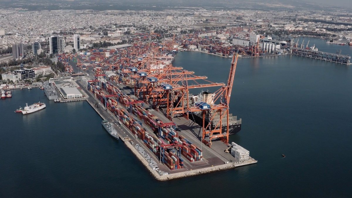 Uraloğlu: Limanlarda yük elleçleme şubatta rekor kırdı