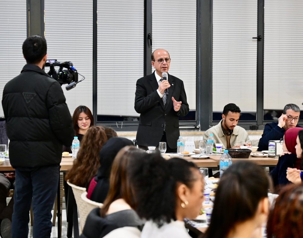 Başkan Geçit Uluslararası Öğrencilerle İftar Sofrasında Buluştu