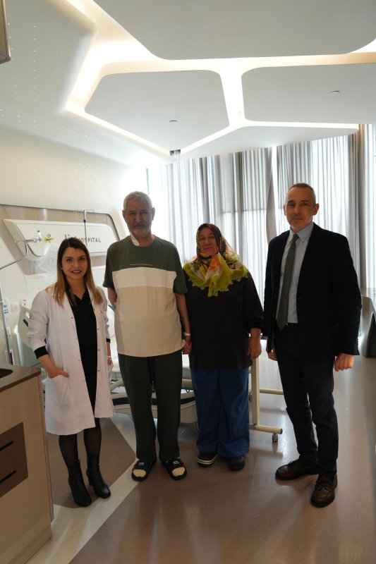 “Tedavisi Yok” Denilen Hastalıkta Umut: 2 Yıl Sonra Yeniden Kendi Yemeğini Yiyebiliyor