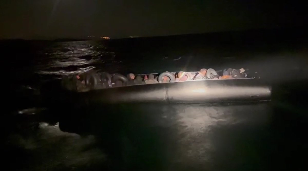 Seferihisar Açıklarında 45 Düzensiz Göçmen Yakalandı