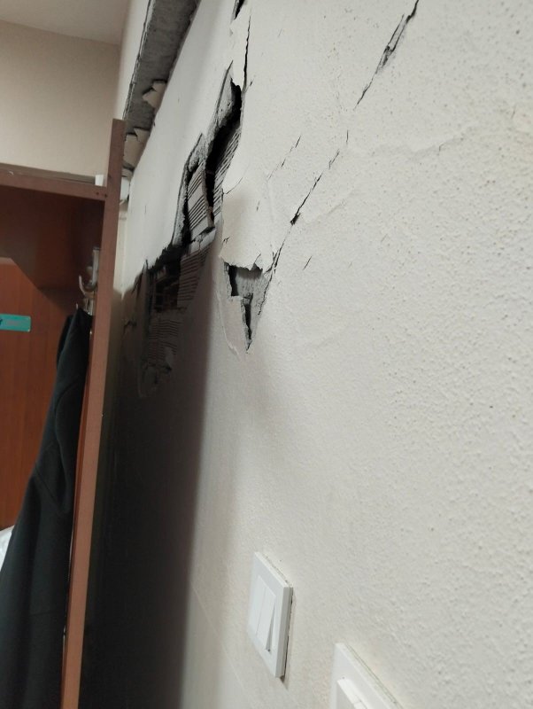 Tokat’ta 5.5 Büyüklüğünde Deprem: Okul Duvarlarında Çatlaklar Oluştu