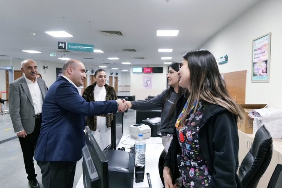 Başkan Albayrak Sağlık Çalışanlarıyla Bir Araya Geldi