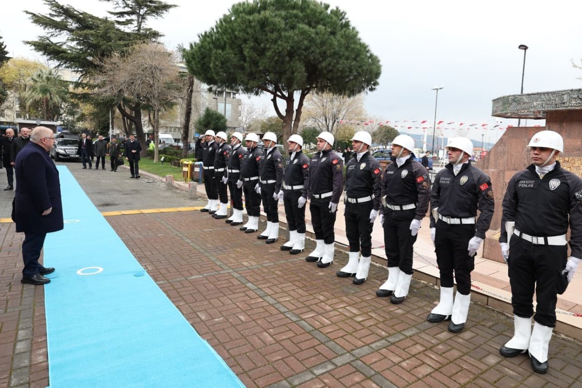 Bakan Güler Çanakkale Valiliğini Ziyaret Etti