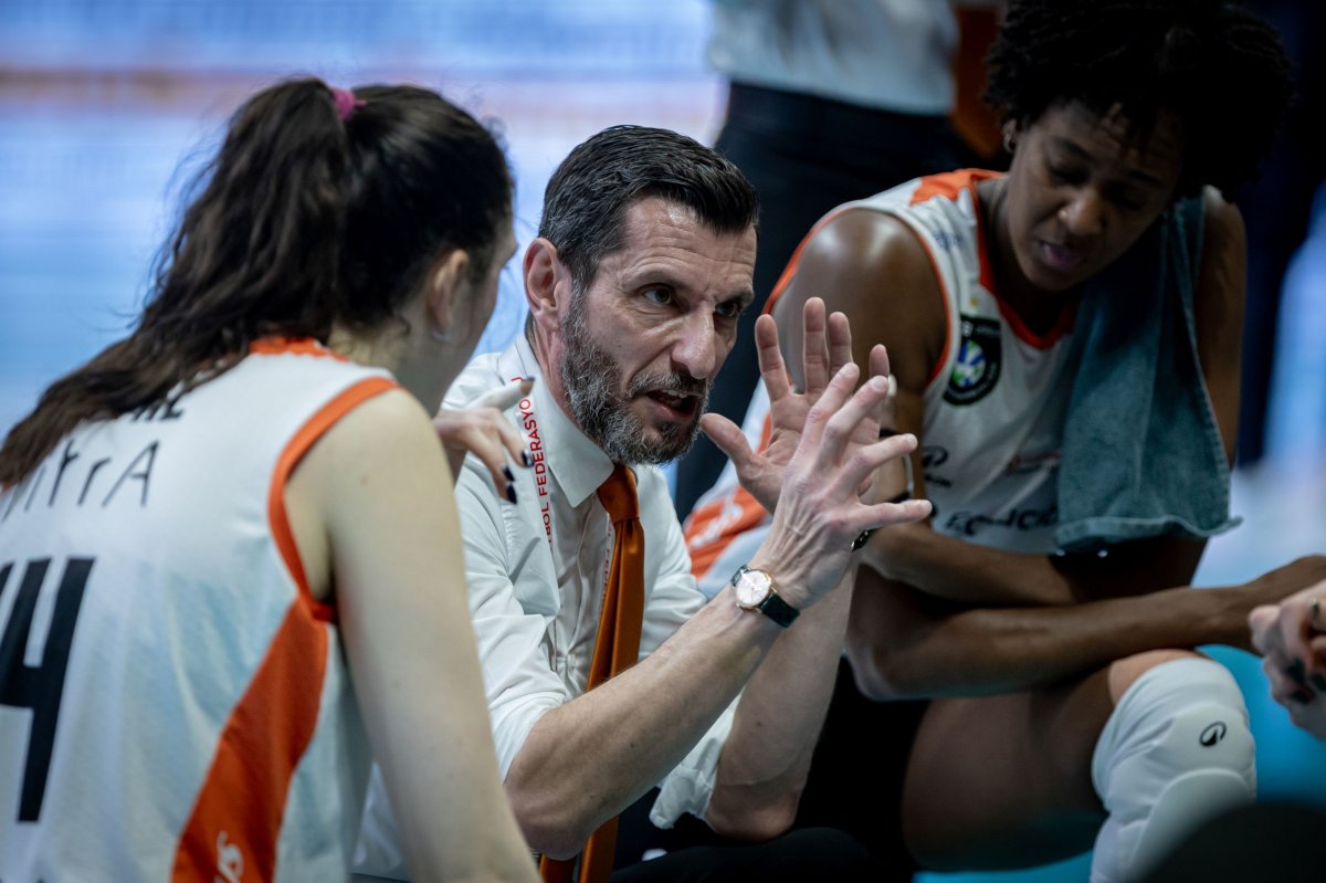 Eczacıbaşı Dynavit Dörtlü Finale Yükseldi