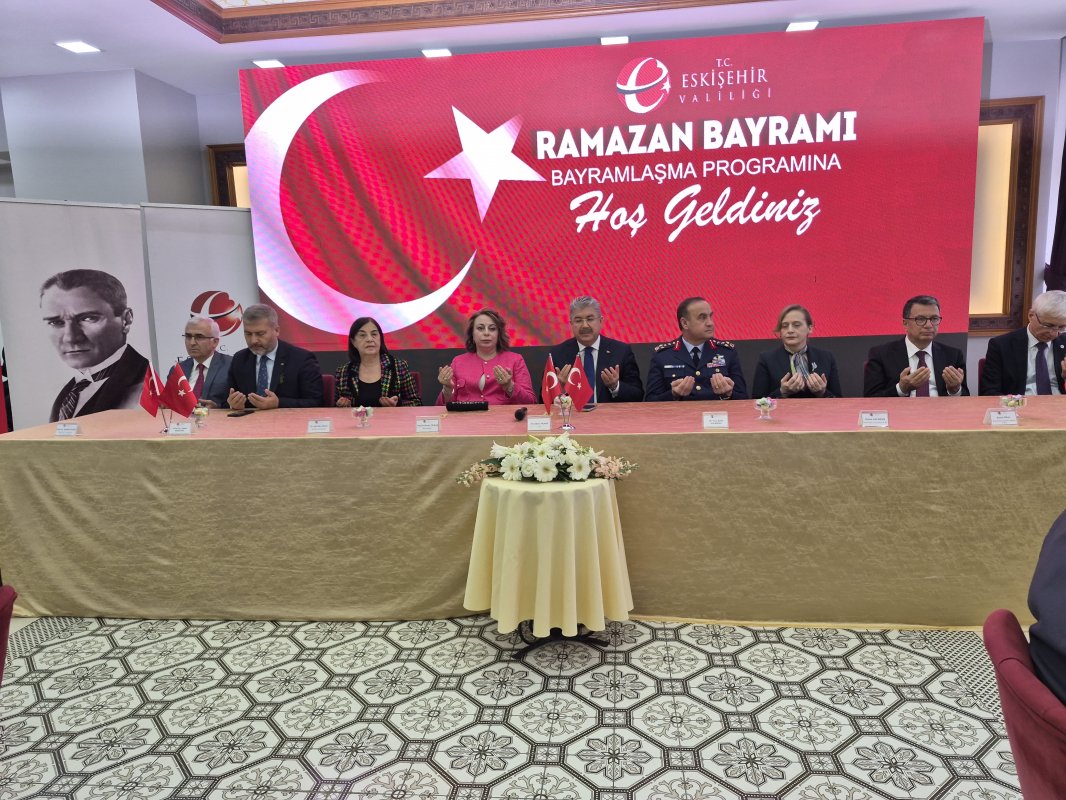 Eskişehir Valiliği Bayramlaşmasında Birlik Mesajı