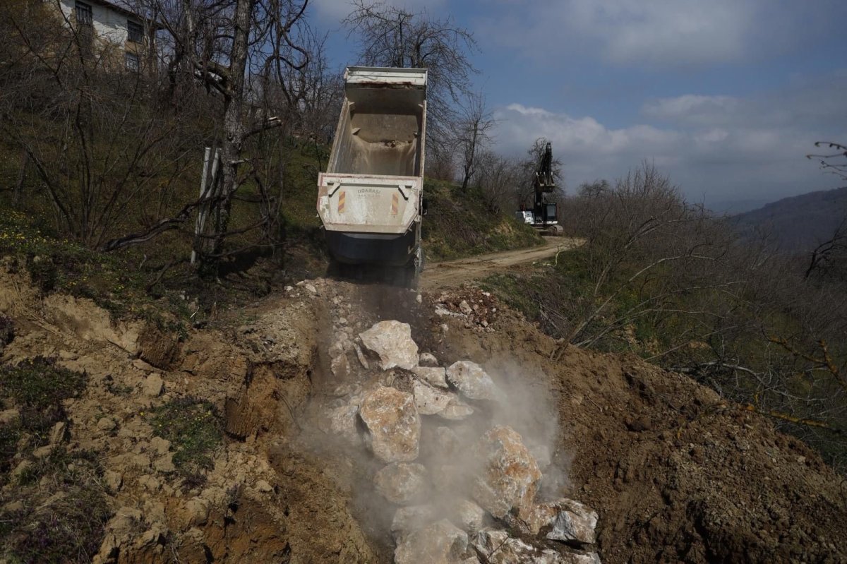 Heyelan Bölgesine Anında Müdahale
