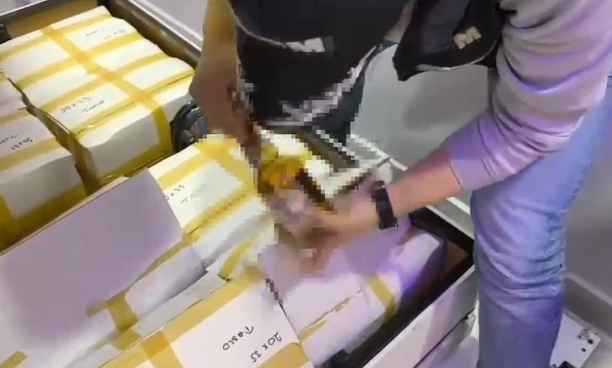 İstanbul’da Kaçak İçki Operasyonu: Baza Altından Koli Koli Çıktı