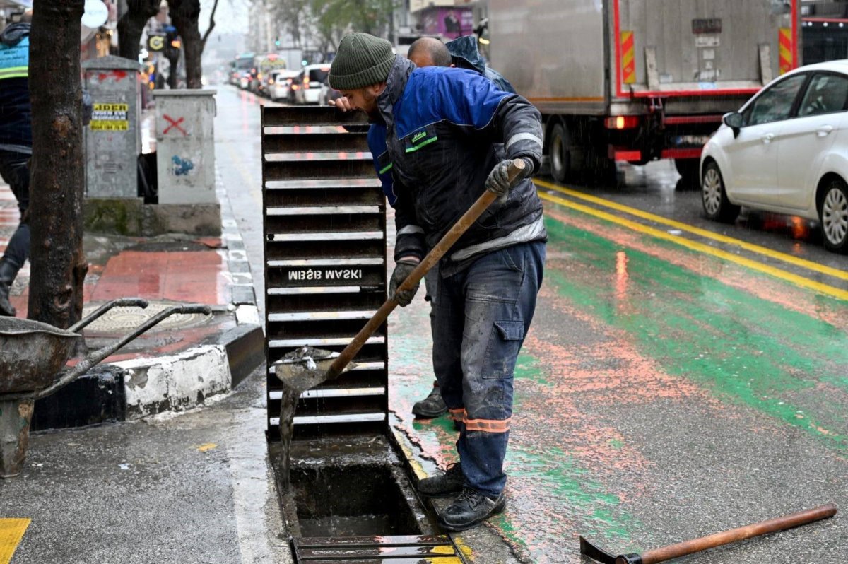 Manisa’da Yağış Alarmı Büyükşehir Ve MASKİ Teyakkuzda