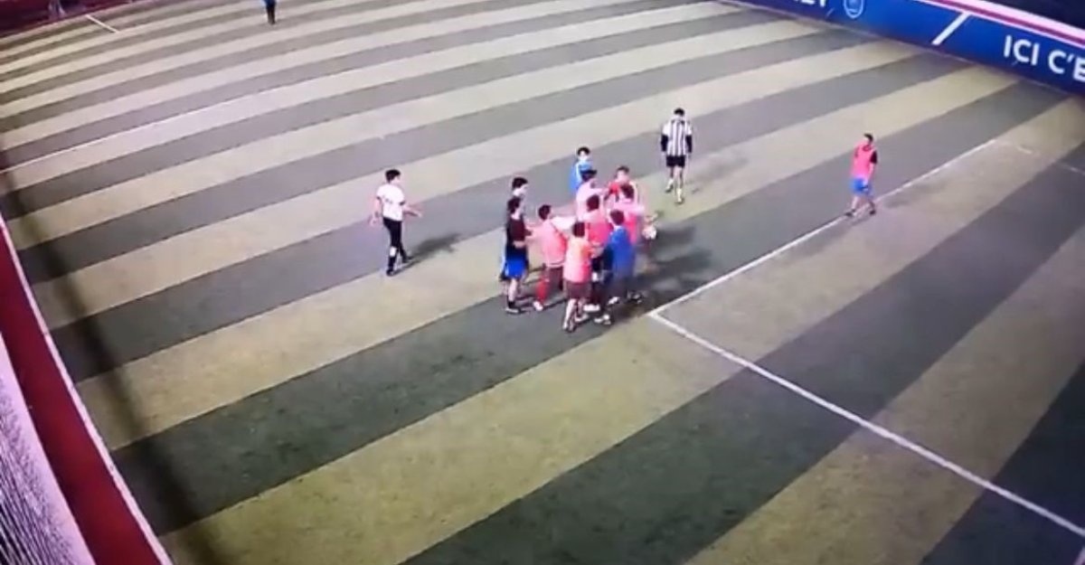 Bursa’da Halı Saha Maçında Kavga: Yumruklar Havada Uçuştu