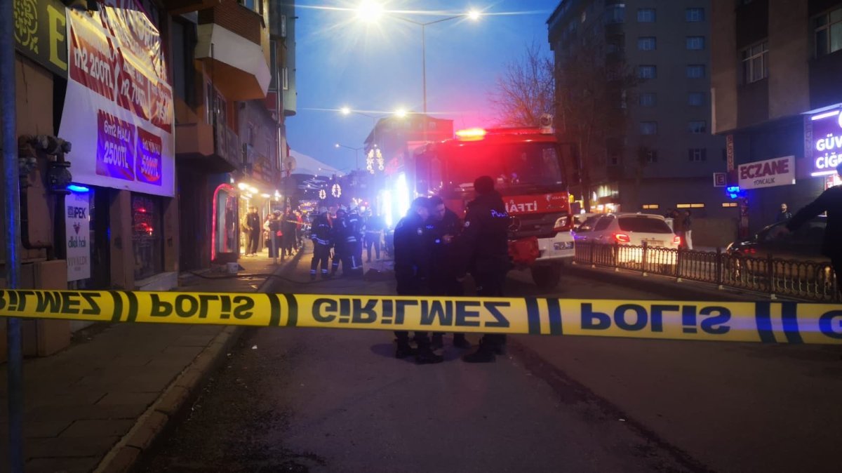 Erzurum’da Halı Mağazasında Yangın: Kundaklama Şüphesi