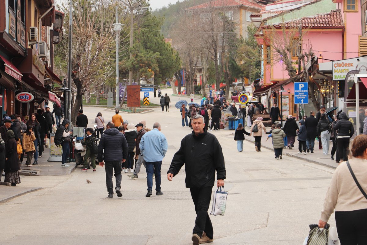 Serin Hava Engellemedi: Eskişehir’de Hafta Sonu Yoğunluğu
