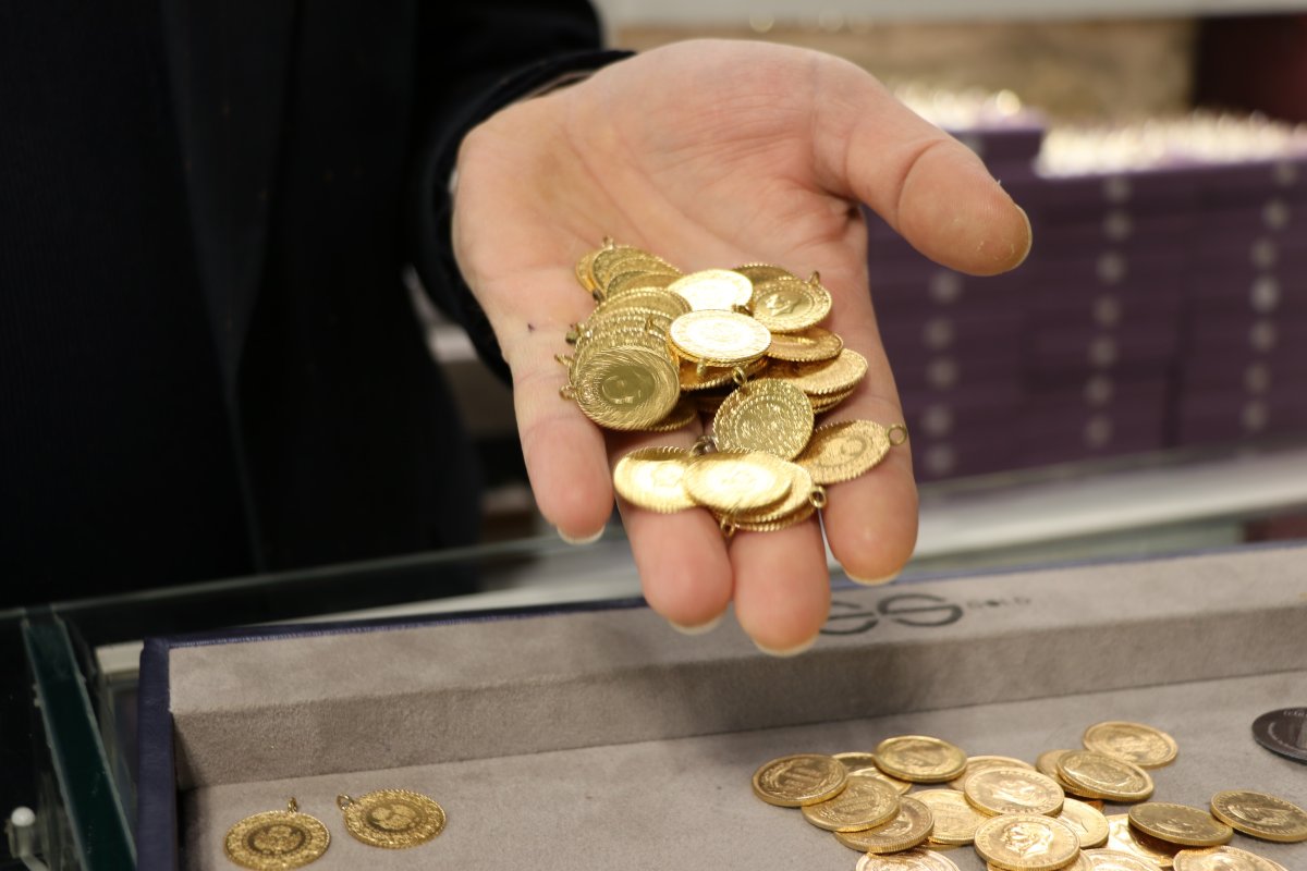 Uzmanından Uyarı: "Yastık Altındaki Tonlarca Altın Ekonomiye Kazandırılmalı"