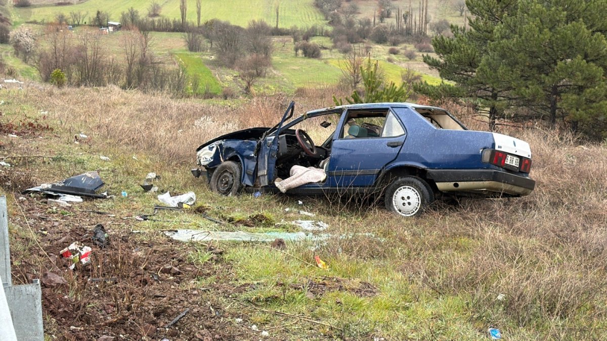 Domaniç’te Trafik Kazası: 2 Yaralı