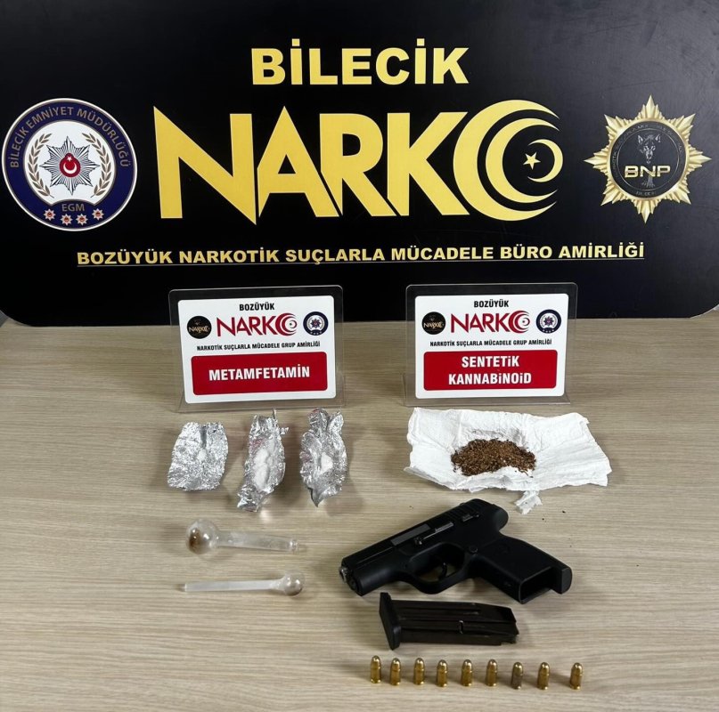 Bilecik’te Uyuşturucu Ve Silah Operasyonu