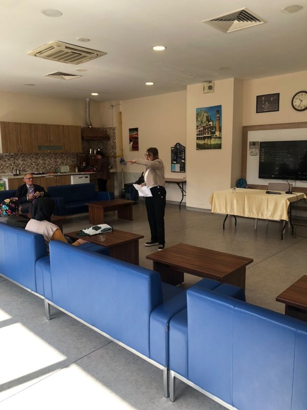 Huzurevi Sakinlerine Dijital Okuryazarlık Eğitimi Verildi