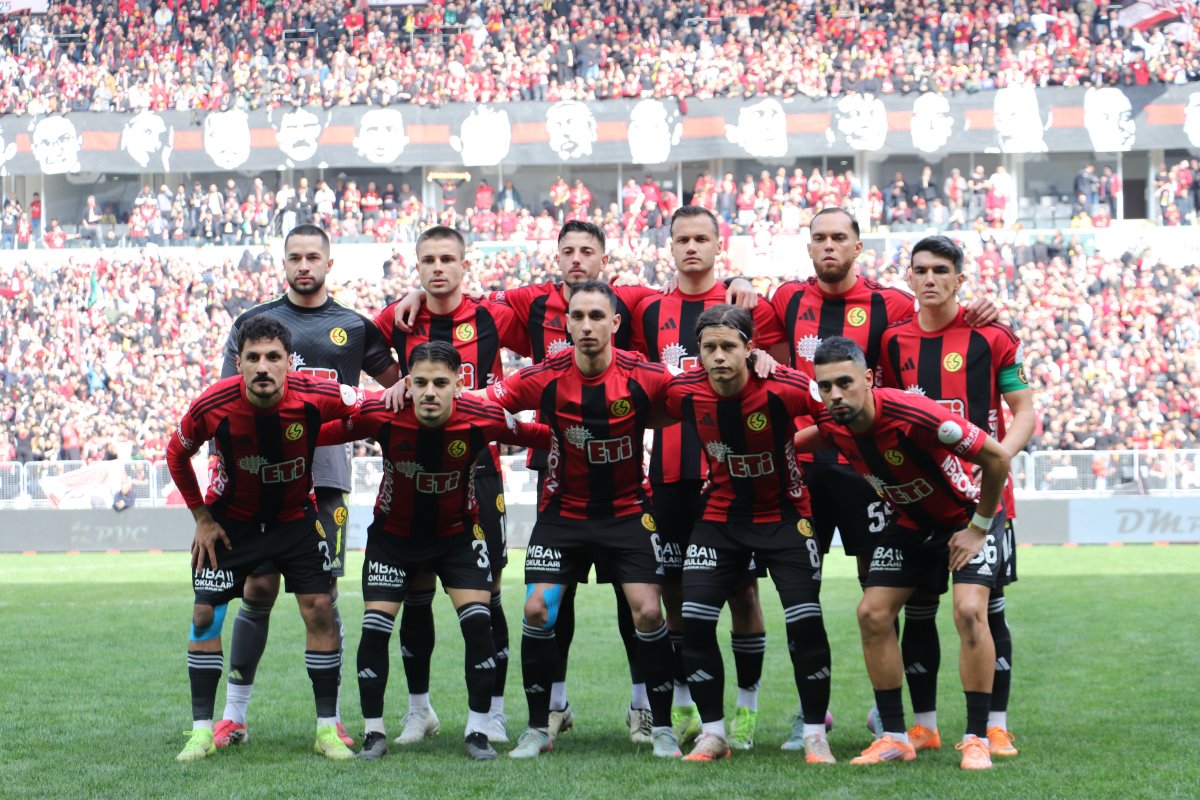 Eskişehirspor – Alanya 1221 Fsk Maçının Hakem Kadrosu Açıklandı! İşte Tüm Detaylar