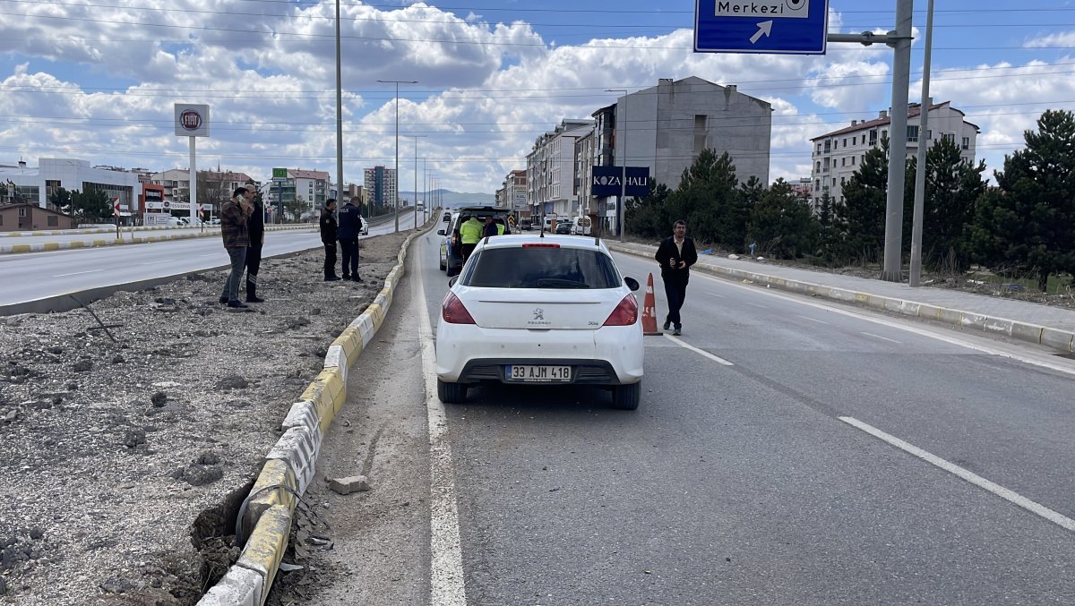 Otomobilin Çarptığı Çocuk Ağır Yaralandı