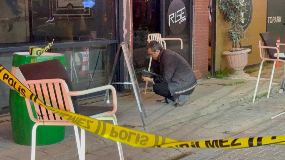 Eskişehir’de Sokak Ortasında Kavga: 1 Kişi Bıçaklandı, 4 Yaralı