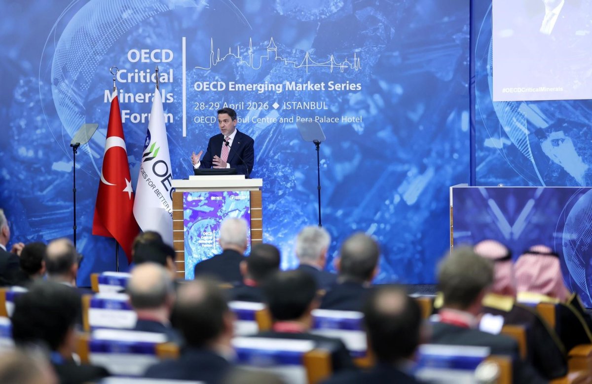 Bakan Bayraktar’dan Eskişehir Vurgusu: “Enerji Dönüşümünün Kalbinde Kritik Mineraller Var”