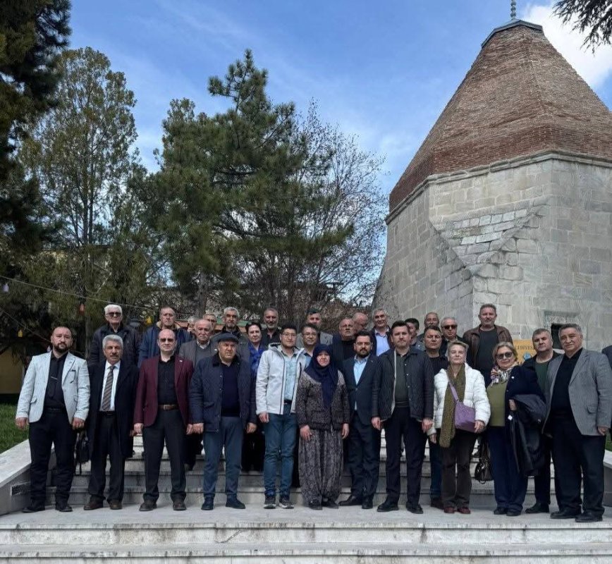 Eskişehir İYİ Parti’den Vefa Programı: Sivrihisar Ulu Camii’nde Hüseyin Cantaş İçin Mevlid okutuldu 