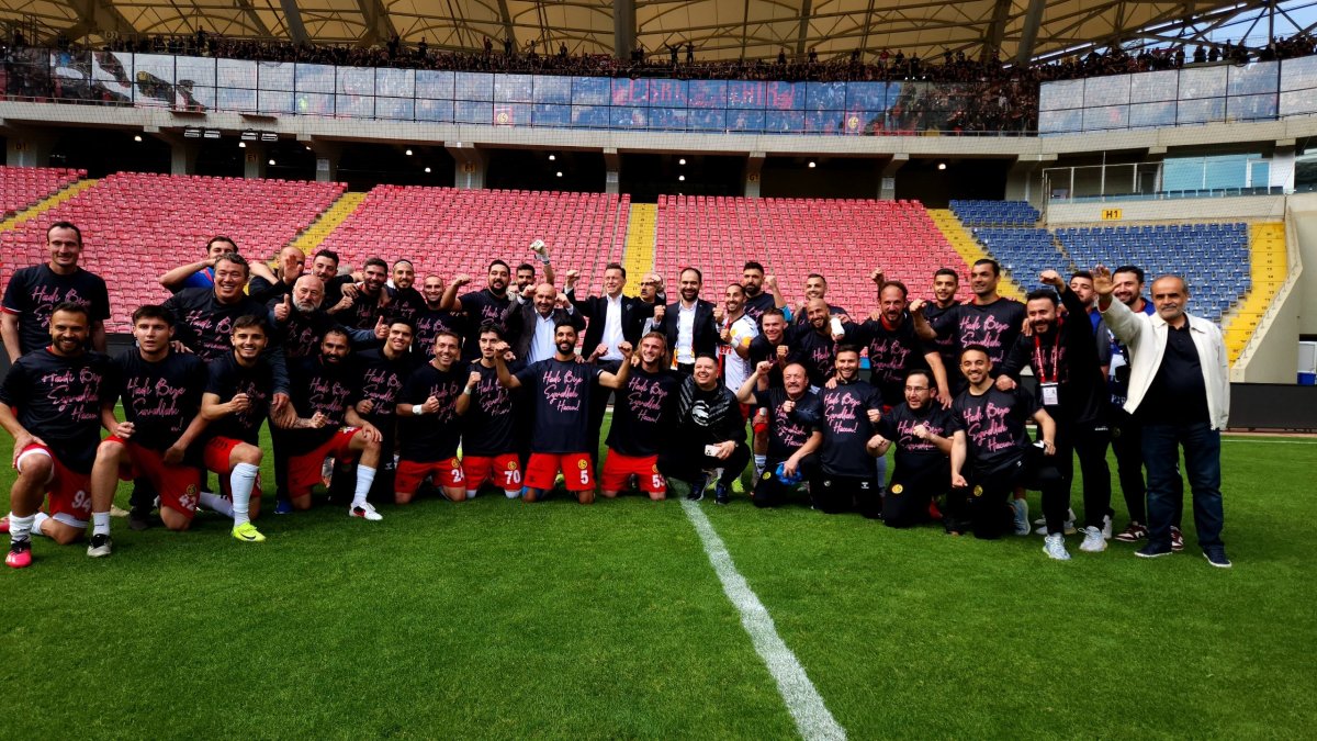 AK Parti’den Eskişehirspor’a 226 Bin TL Prim Desteği: “Kenetlen Eskişehir” Çağrısı