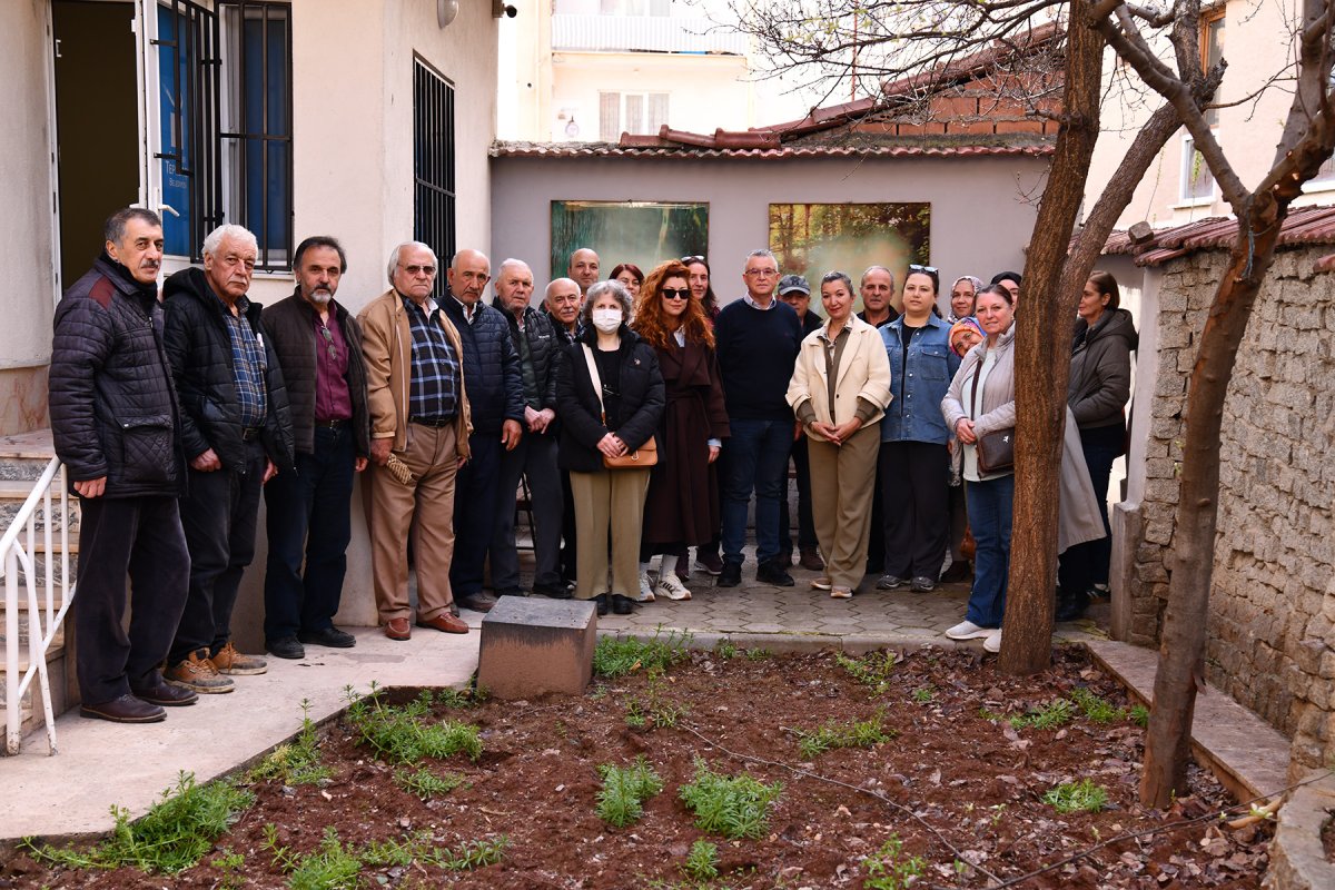 TEPEBAŞI’NDA “BİTKİ VE AĞAÇ BUDAMA” EĞİTİMİ DÜZENLENDİ