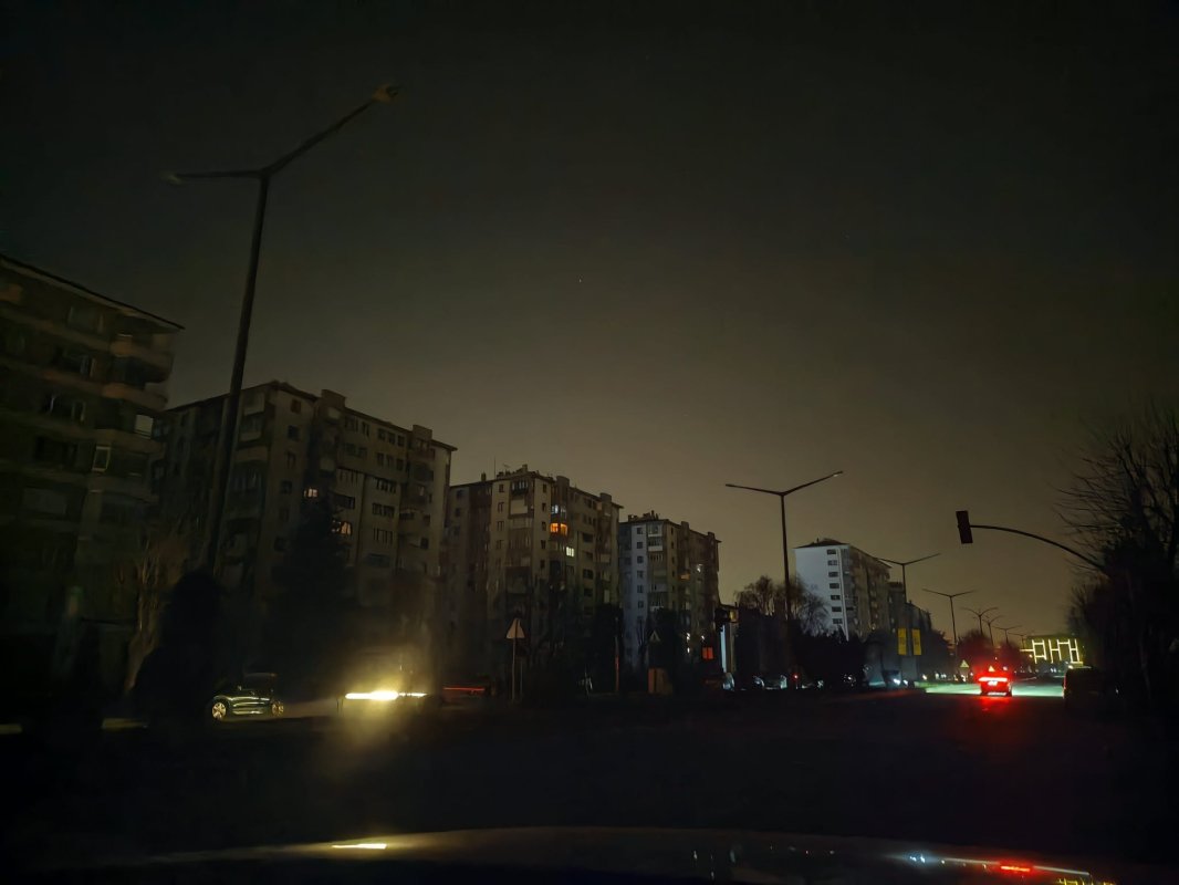 Eskişehir Odunpazarı’nda Elektrik Kesintisi Tepki Çekti: Vatandaşlar 186 Arıza Hattına Ulaşamadı