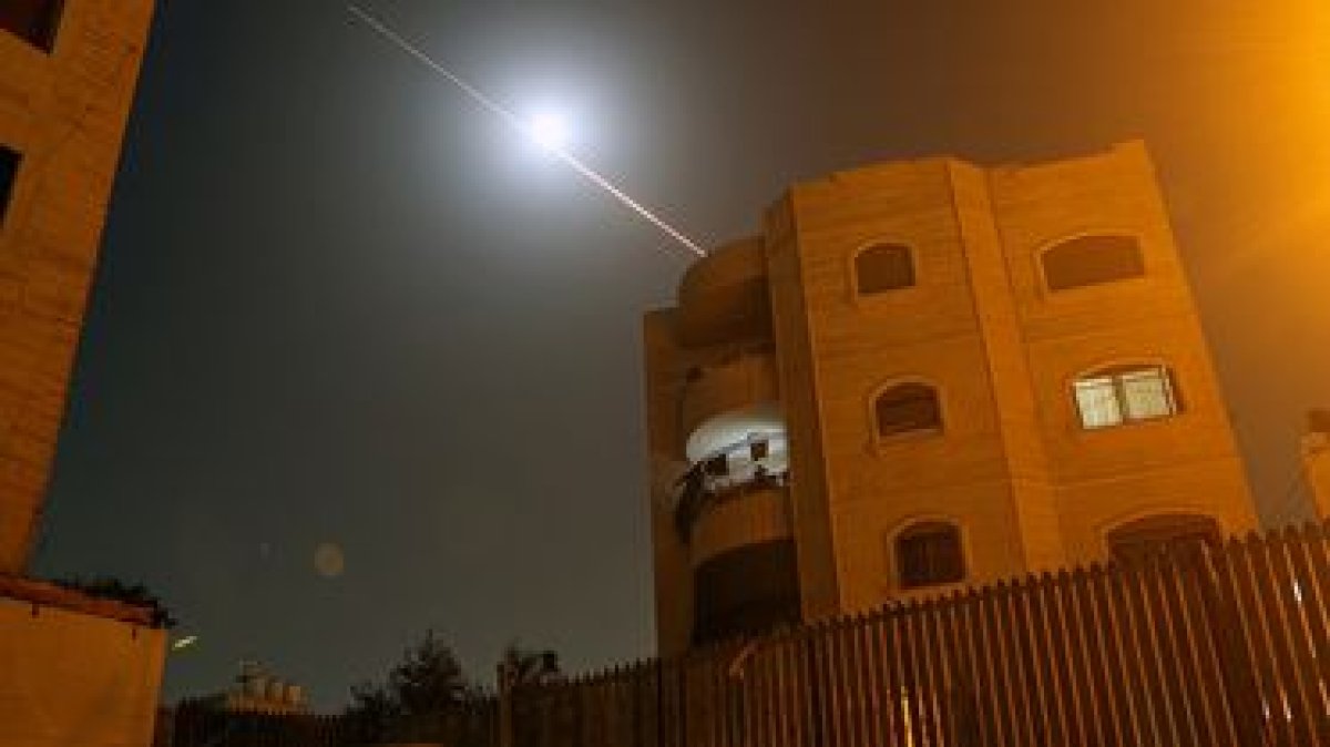 ABD Ateşkes İstedi İran İsrail’i Füze Yağmuruna Tuttu